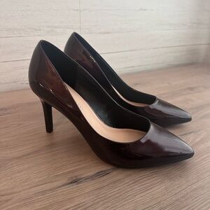 Kelly & Katie Astivia Bordeaux Wine Faux Patent High Heel Pumps NWT. Sz 10